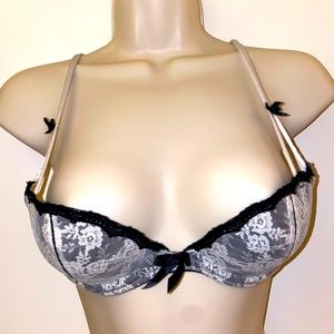 Victorias Secret sexy littlest thing bra